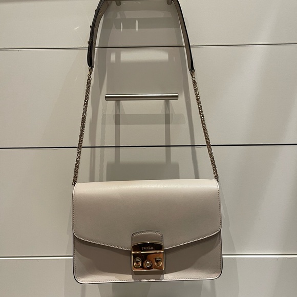 FURLA Metropolis Bag - Picture 9 of 12